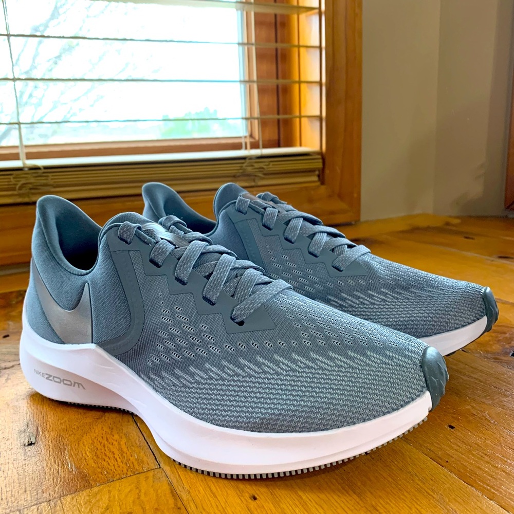 Nike Zoom Winflo Size 6 BRAND NEW